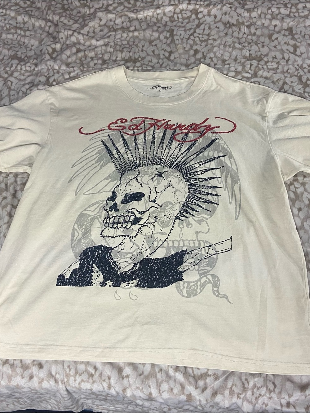 Ed Hardy Cream Short-Sleeve Punk Skull Graphic Tee with Red Logo